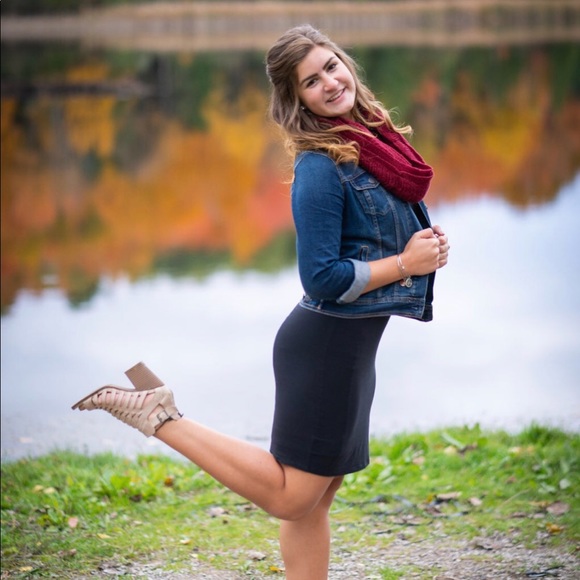 Meet your Posher, Meagan - Picture 3 of 5